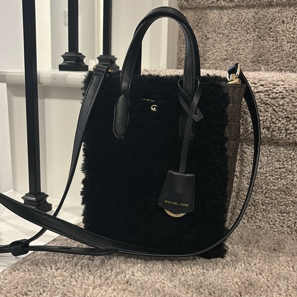Michael Kors Sinclair Extra-Small Fur Trim Crossbody Bag BROWN/BLK - Picture 5 of 8